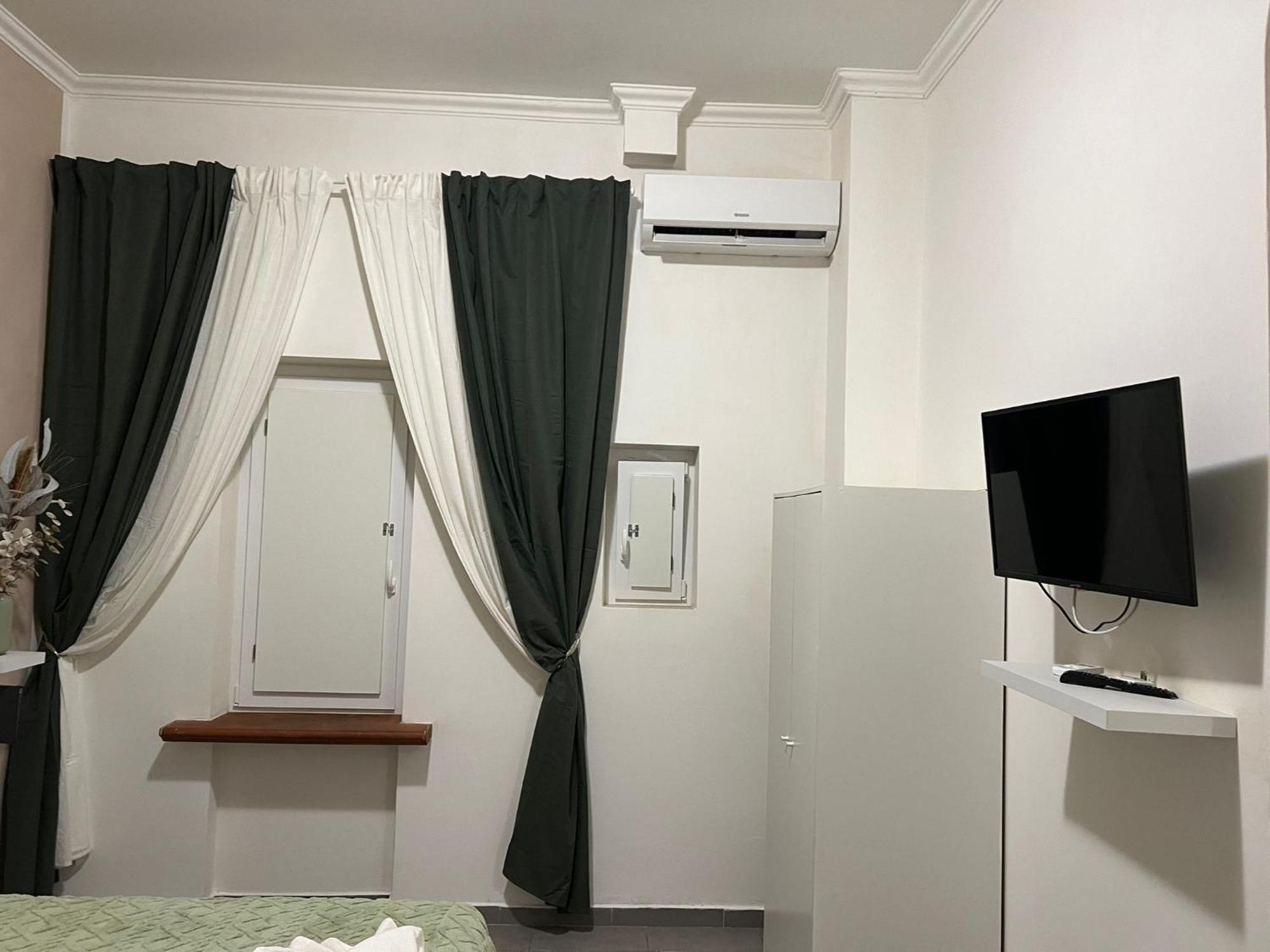 Gemelli Tre Hotel Рим Екстериор снимка