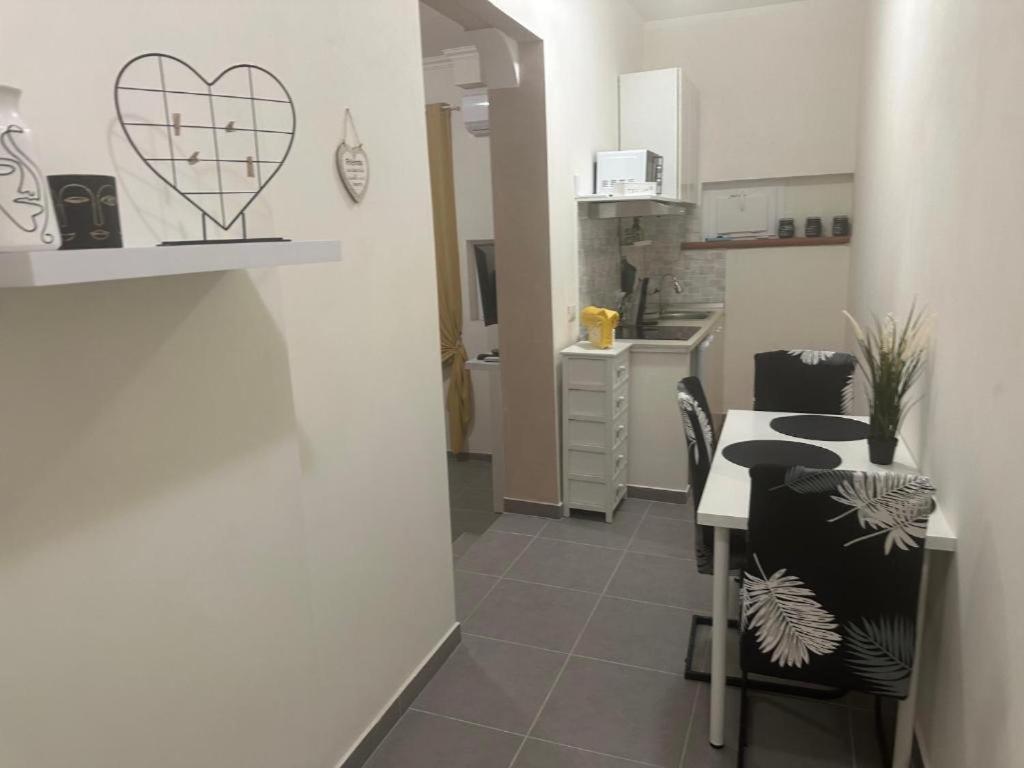 Gemelli Tre Hotel Рим Екстериор снимка