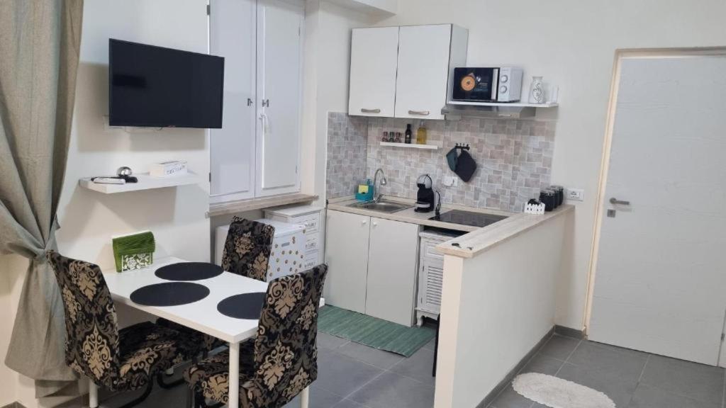 Gemelli Tre Hotel Рим Екстериор снимка