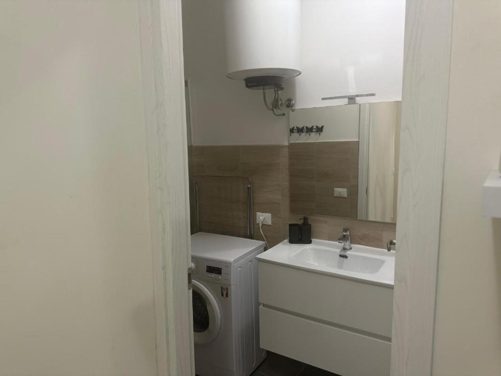 Gemelli Tre Hotel Рим Екстериор снимка